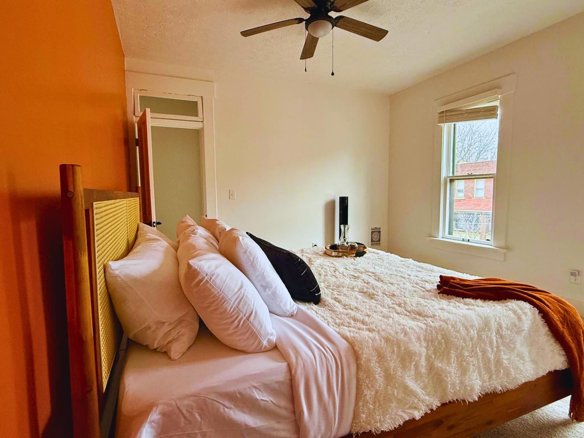 Short North Convention King Bed Free Parking! Holiday home Columbus