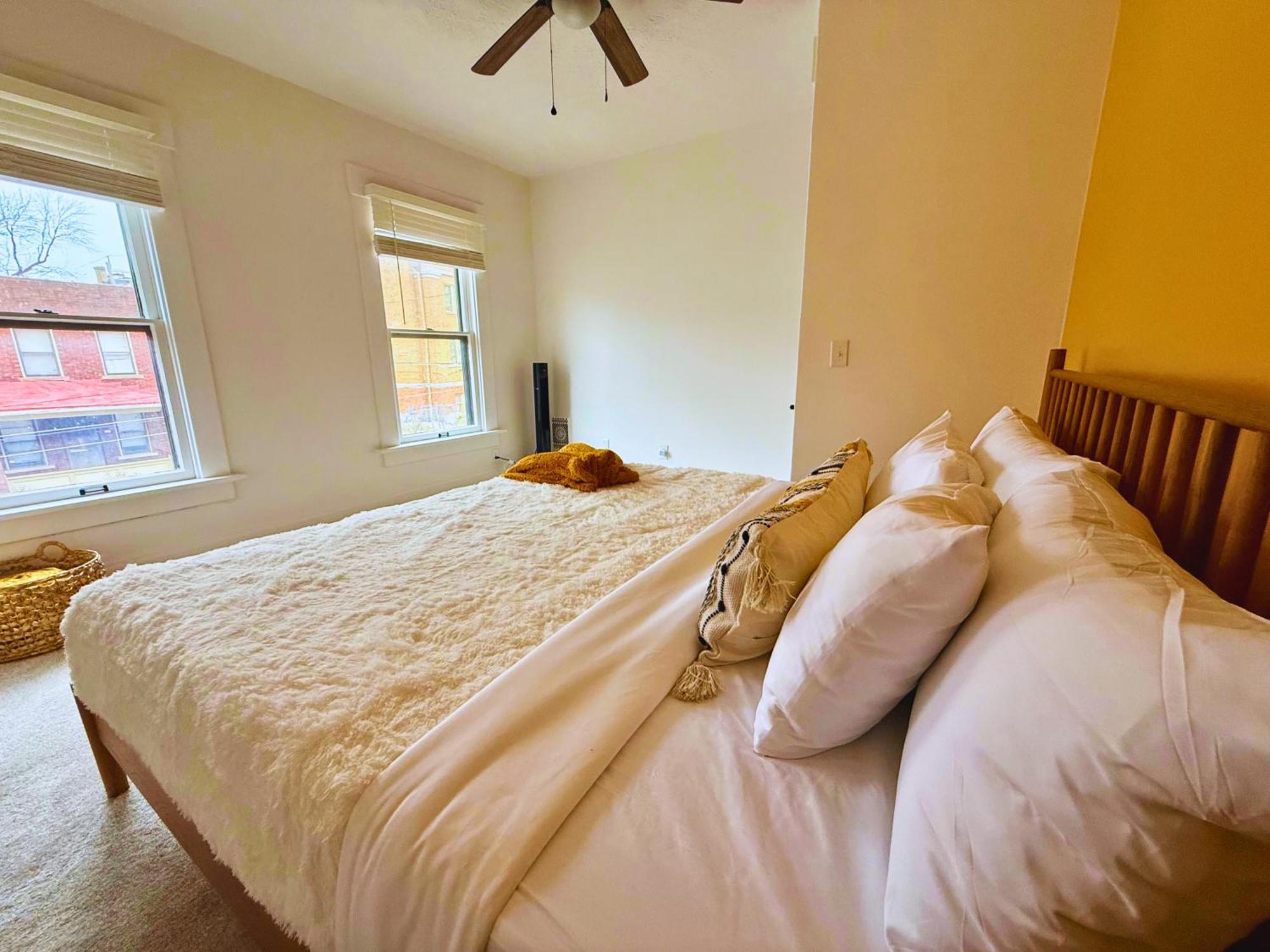 Short North Convention King Bed Free Parking! Holiday home