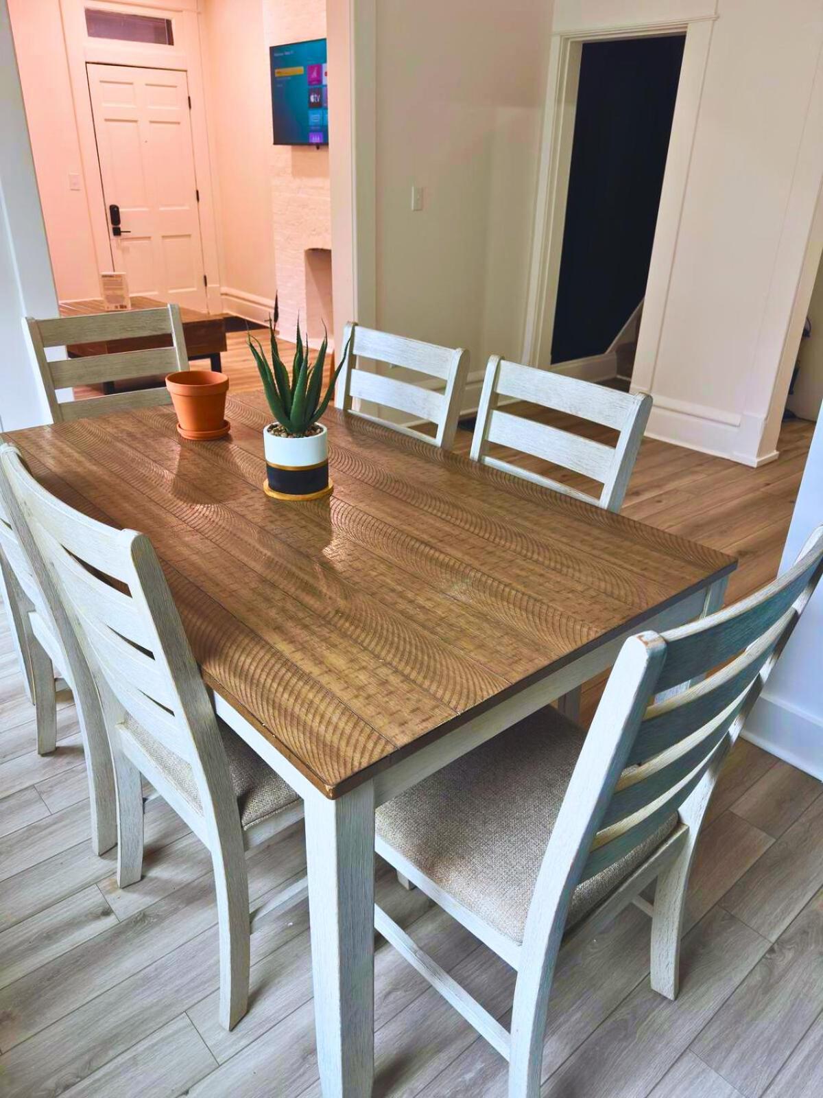 Short North Convention King Bed Free Parking! Holiday home